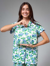 Load image into Gallery viewer, Hydrangea Large Hanging Cosmetic Bag