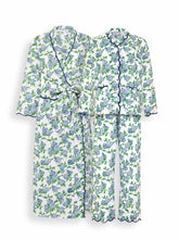 Load image into Gallery viewer, Hydrangea Bundle: Classic Robe + Pajamas
