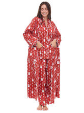 Load image into Gallery viewer, Santa Print Pajamas