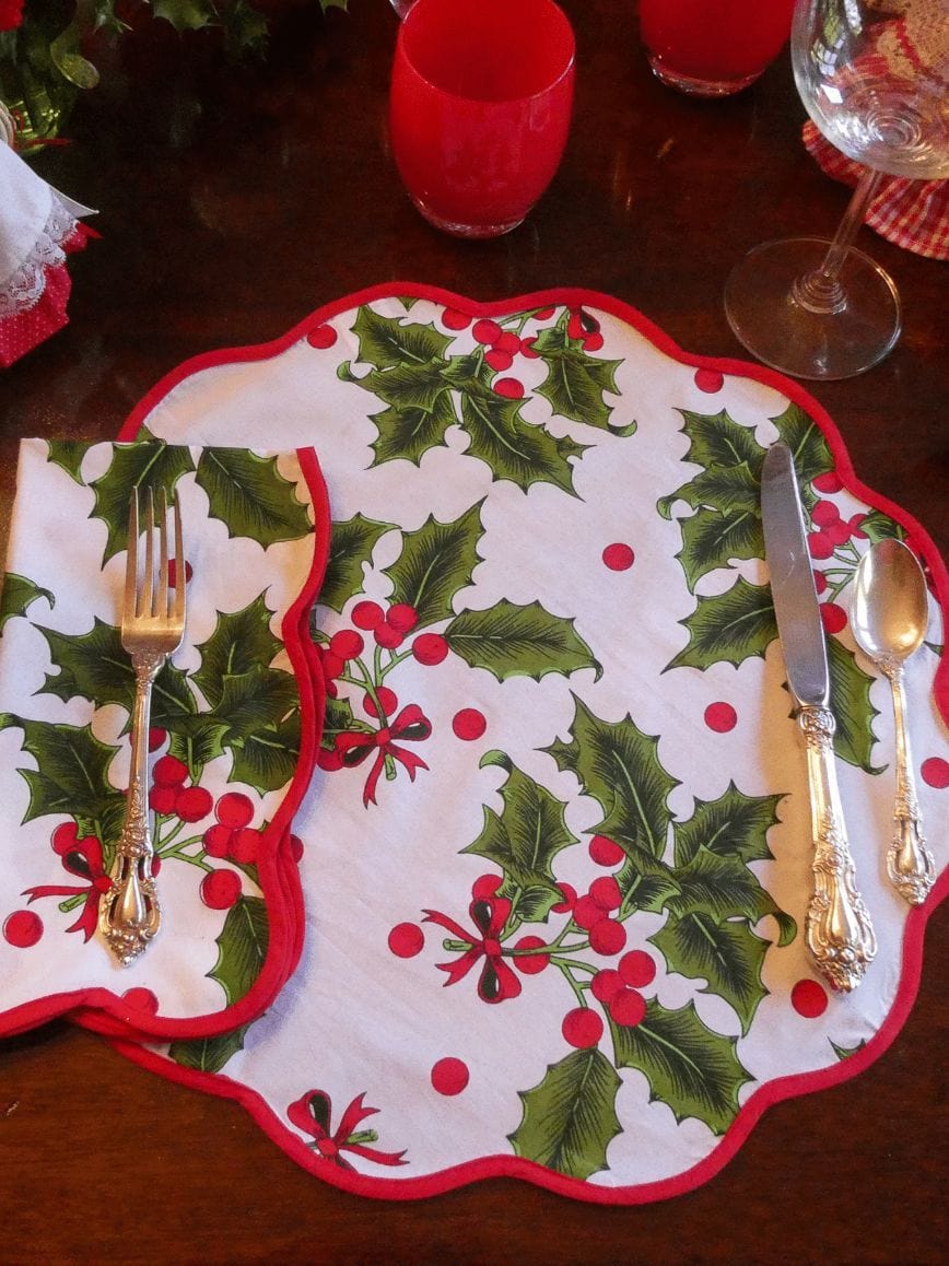 Holiday Print Napkin and Placemat (set of 4) – Heidi Carey